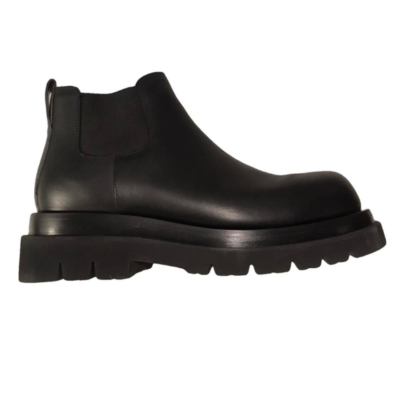 Bottega Veneta Chunky Black Leather Lug Ankle Boot 42 - Picture 1 of 6